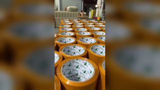 चमकीला लाल पैकेजिंग टेप सुरक्षित सील