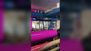 सुरक्षित कार्टन सीलिंग के लिए बीओपीपी जंबो रोल टेप